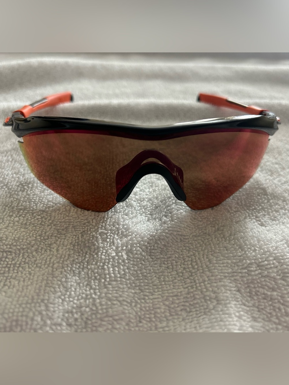 Oakley M2 Frame XL Sport Sunglasses – Black/Orange with Polarized Red Lenses